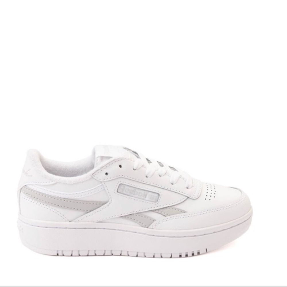 Reebok Women's Club C Double Revenge Low Top Sneakers Size 8.5  NWT